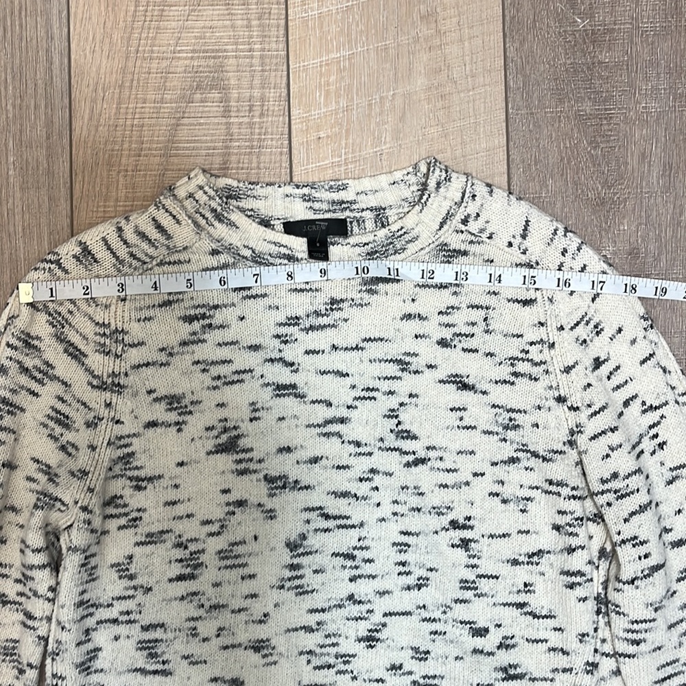 J Crew Long Sleeve Knit Sweater Crew Neck Beige with Gray Design Size S - Picture 11 of 14